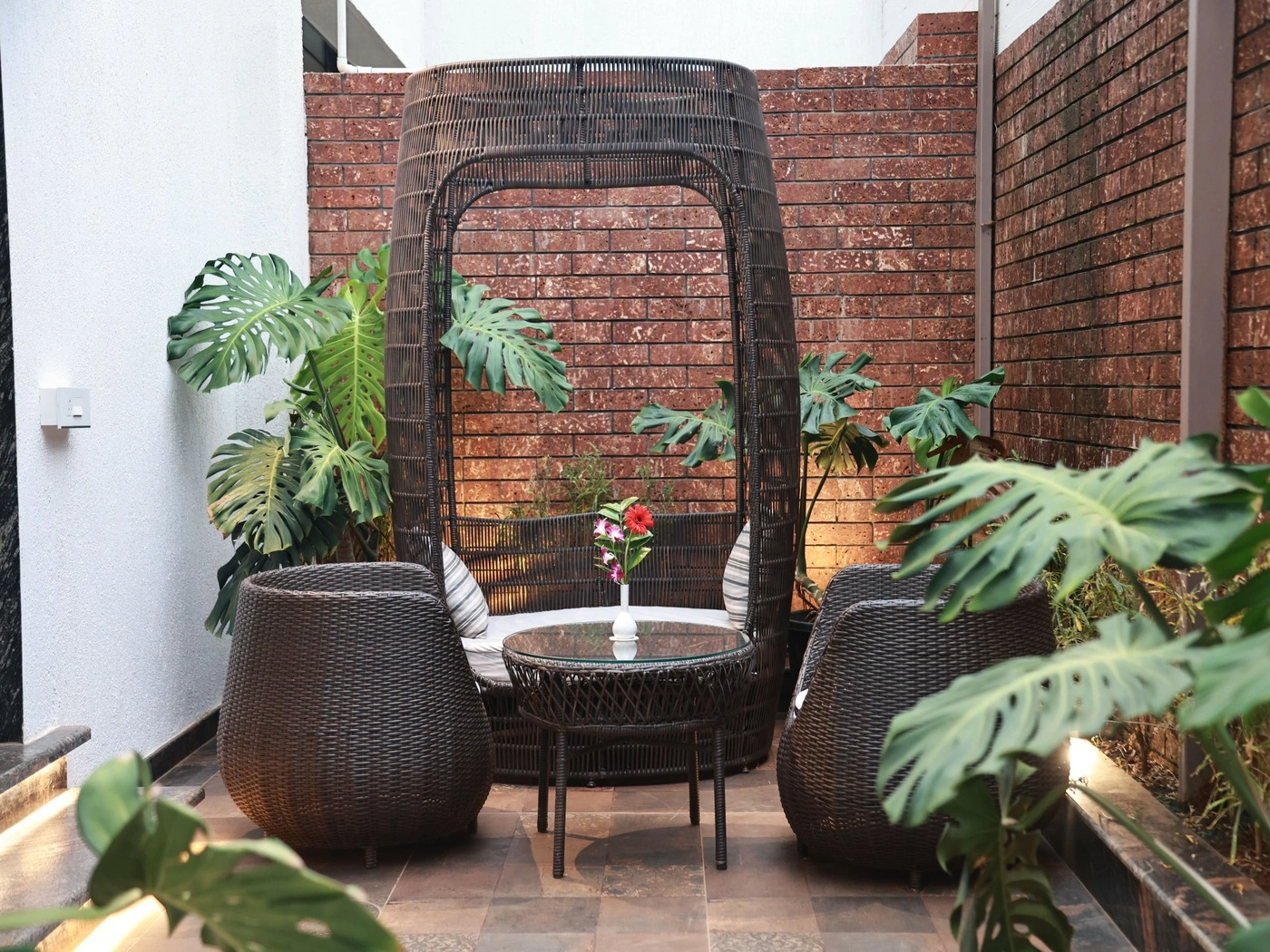 Relaxed tropical outdoor seating